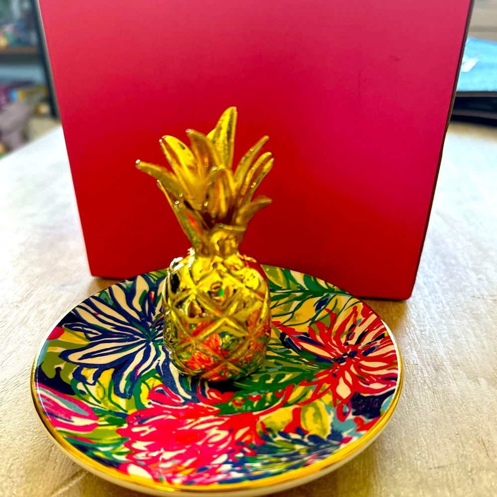 Lilly Pulitzer ring holder